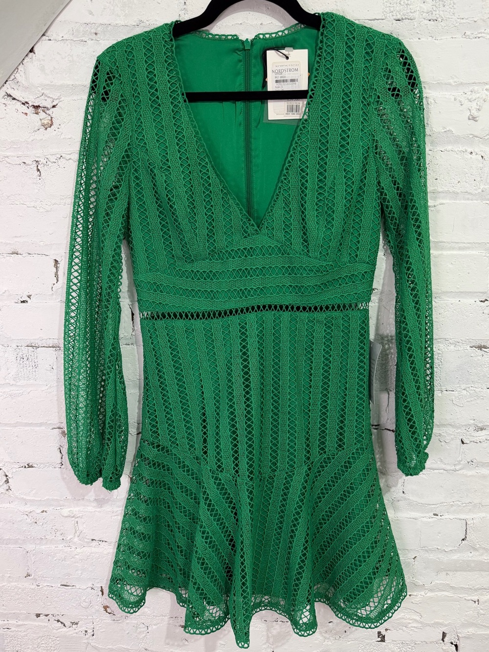 NWT Bardot Green Lace Long Sleeve Fit & Flare Mini Dress V Neckline Size Small